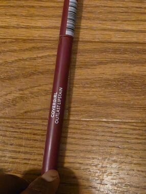 CoverGirl Outlast Lipstain Lip Liner - Deep Berry